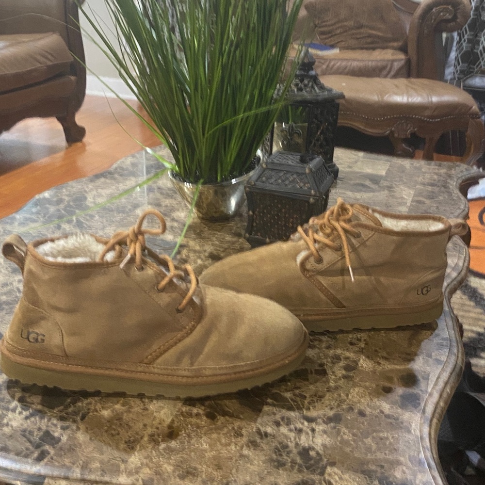 UGG Chestnut Lace-Up Boots